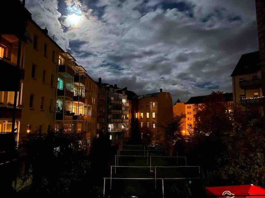 Apartment Mit Fitnessstudio Top1 Plauen