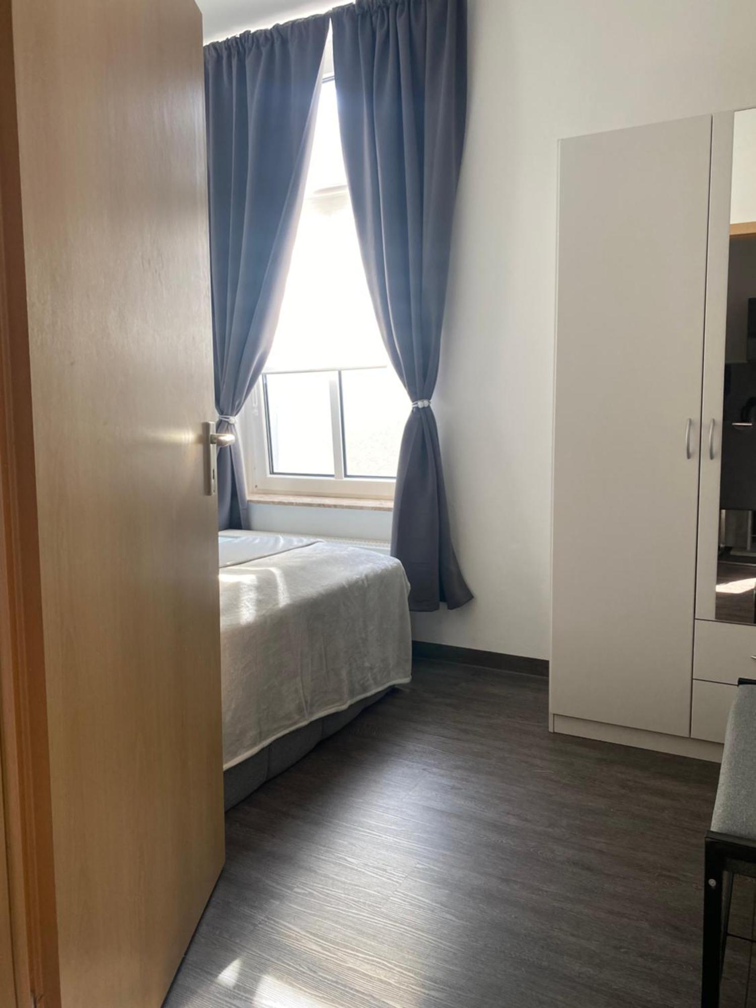 Mit Fitnessstudio Top1 Apartment